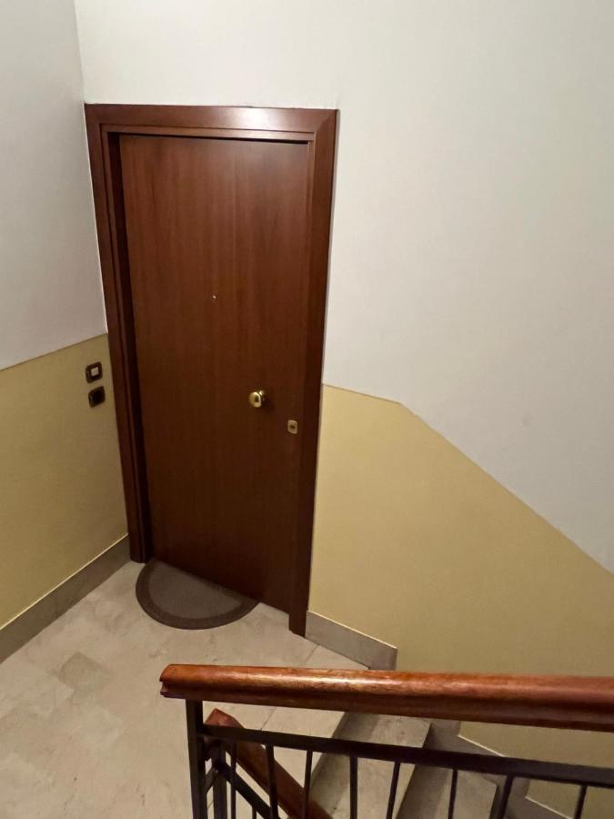 Stay In Style - Vibrant Condo In San Giovanni Lupatoto サン・ジョヴァンニ・ルパトート エクステリア 写真